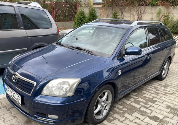 Toyota Avensis cena 4500 przebieg: 270000, rok produkcji 2003 z Radom małe 56